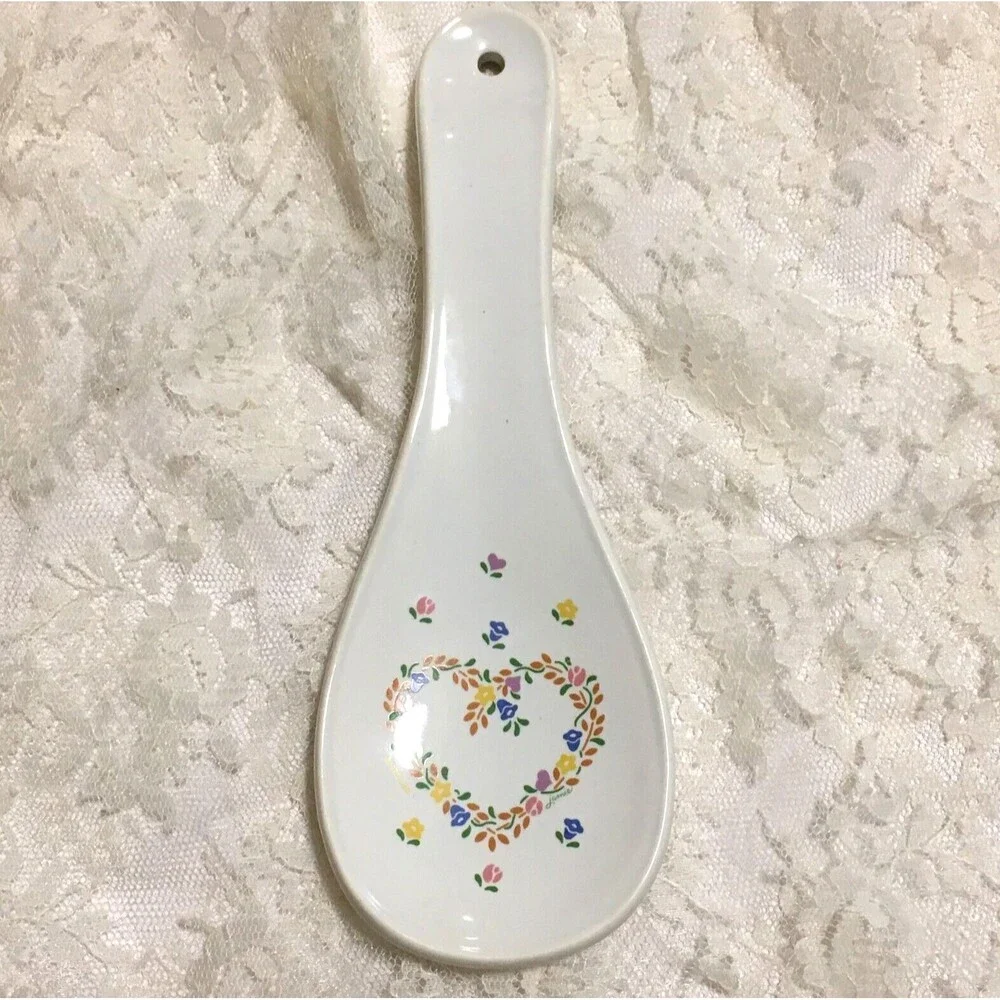 Vintage Cottagecore Spoon Rest Laurelwood USA White Ceramic Floral Heart 80s 90s